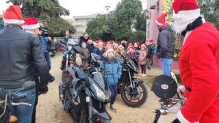 Bibinje: Moto mrazovi razveselili mališane Bibinje: Moto mrazovi razveselili mališane