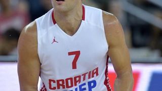 Arena Zagreb, Zagreb – Pripremni turnir za EuroBasket 2015., Hrvatska – BiH. Photo: Igor Kralj i Marko Lukunic/PIXSELL Arena Zagreb, Zagreb – Pripremni turnir za EuroBasket 2015., Hrvatska – BiH. Photo: Igor Kralj i Marko Lukunic/PIXSELL