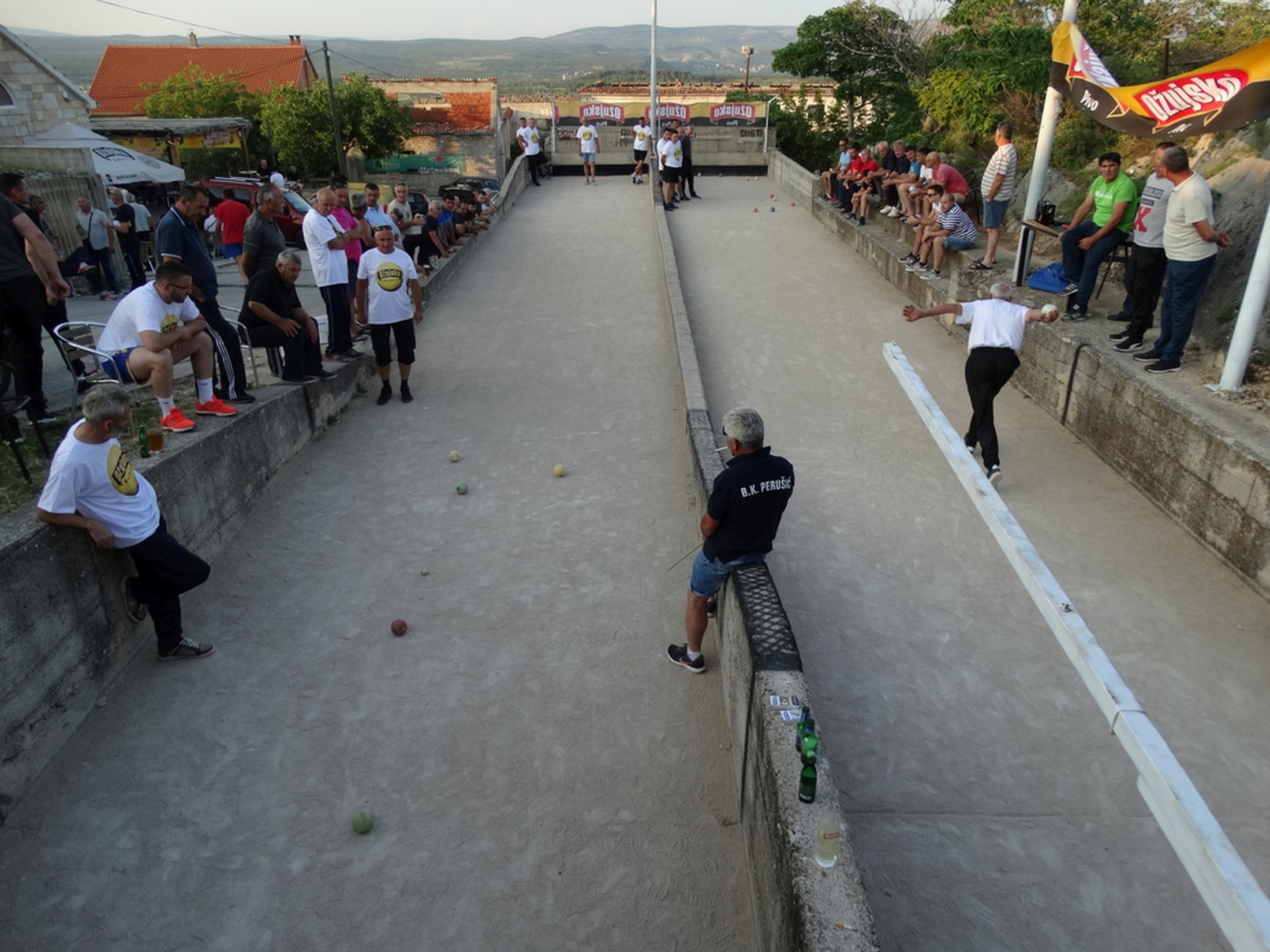 Ožujsko balote kup u Vukšiću