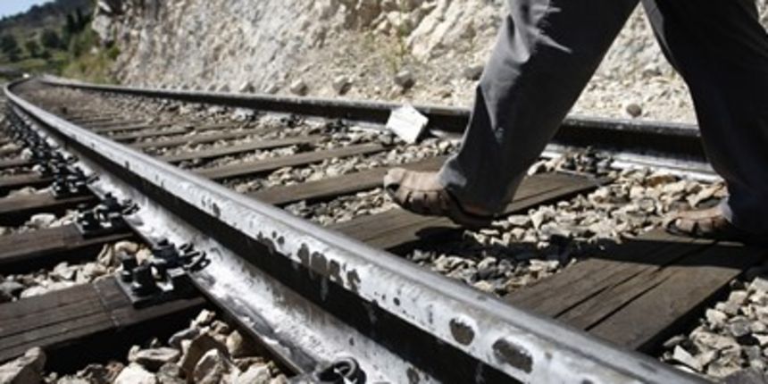 Istraga – tračnice (Foto: Duje Klarić/CROPIX) Istraga – tračnice (Foto: Duje Klarić/CROPIX)