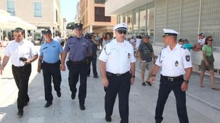 08.07.2013., Zadar – Press konferencija u policiji zadarskoj. Predstavljanje stranih policajaca iz Slovacke i Madjarske koji ce ovo ljeto zajedno s hrvatskim kolegama kontrolirati strane turiste a najvise turiste iz zemalja iz kojih su i policajci. Slovac