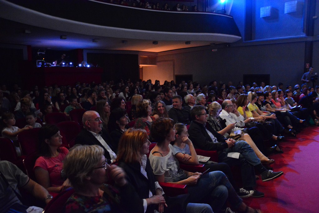 HNK Zadar: humanitarni koncert Gimnazije Franje Petrića, foto: Iva Perinčić