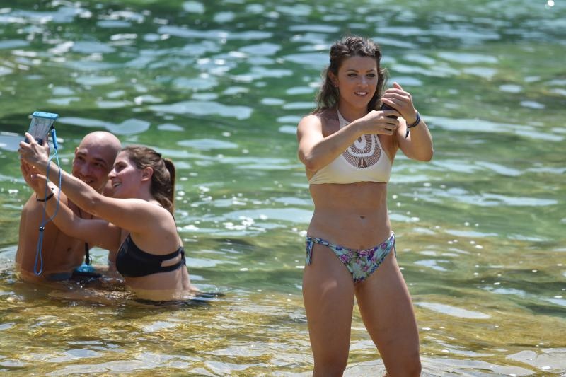 Puno lipog svita uživalo u svježini Krke na Skradinskom buku