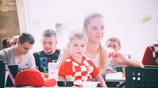 Euro 2016: Utakmica između Hrvatske i Češke gledala se u brojnim zadarskim lokalima i kafićima.