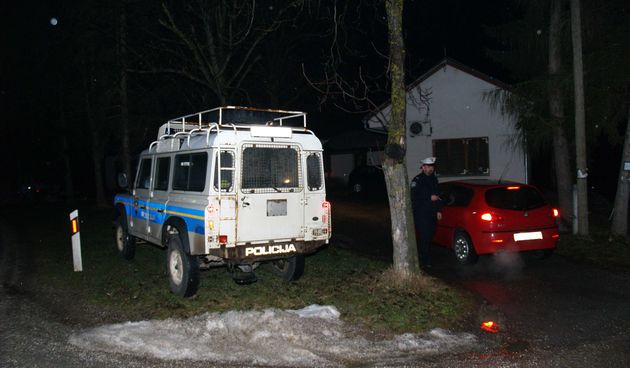 U Bukovju Krizevackom clanovi ekstremno desnicarske udruge Hrvatski nacionalisti unajmili su drustveni dom u kojem su planirali koncert na kojem su bili predvidjeni nastupi neo-nacistickih grupa. Policija je zabranila koncert i privela dvadesetak skinhead