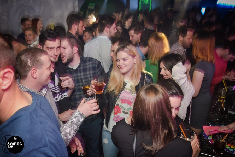 Subotnji party u Svarog baru