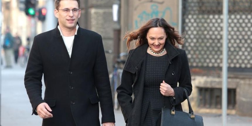 U sjedistu stanke odrzana je jos jedna sjednica Nacionalnog vijeca Mosta nezavisnih lista. Bozo Petrov, Ruzica Vukovac. Photo: Patrik Macek/PIXSELL U sjedistu stanke odrzana je jos jedna sjednica Nacionalnog vijeca Mosta nezavisnih lista. Bozo Petrov, Ruzica Vukovac. Photo: Patrik Macek/PIXSELL