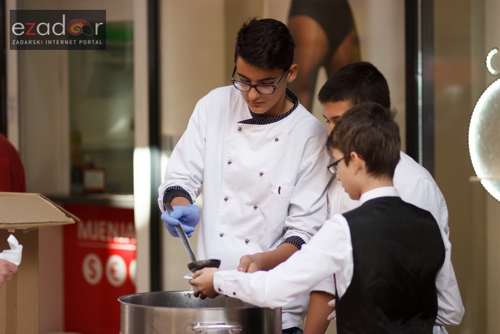 Đir po gradu, petak 24. studenog 2017. – Dan Grada Zadra