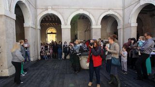 26.04.2014., Zadar – U Knezevoj palaci otvorena je humanitarna izlozba kucnih ljubimaca fotografkinje Ive Perincic za pomoc zadarskom azilu za zivotinje. Photo: Filip Brala/PIXSELL 26.04.2014., Zadar – U Knezevoj palaci otvorena je humanitarna izlozba kucnih ljubimaca fotografkinje Ive Perincic za pomoc zadarskom azilu za zivotinje. Photo: Filip Brala/PIXSELL