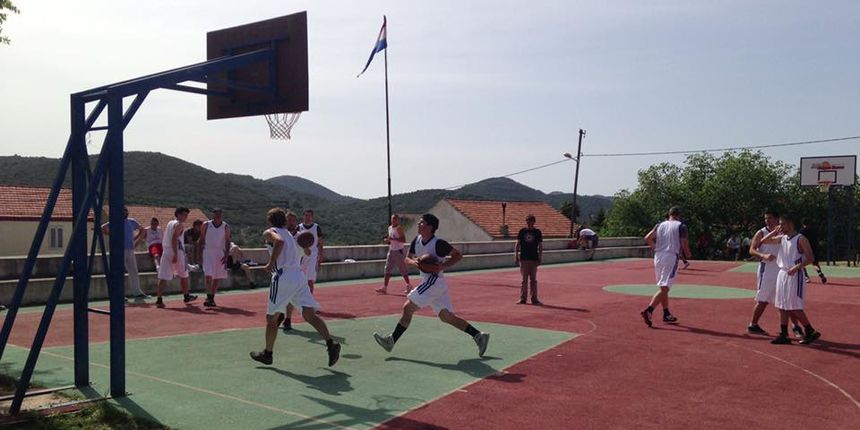 Prvomajski Kake Bake turnir Zaglav