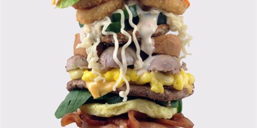 Ovako izgleda sendvič sa 26 sastojaka, foto: DudeFoods.com Ovako izgleda sendvič sa 26 sastojaka, foto: DudeFoods.com