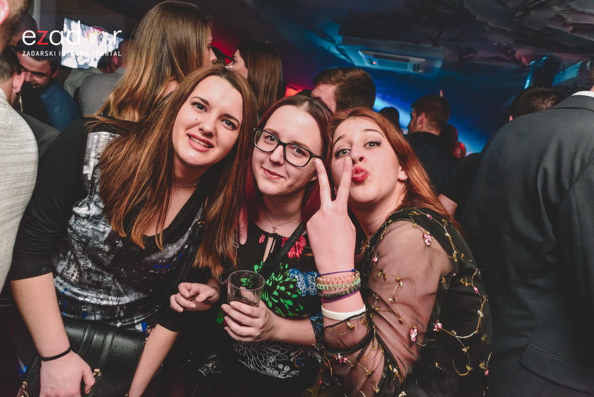 Saturday in the Club with DJ Leggero @ Svarog Bar