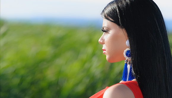 Anita Maričić u promociji modnih kreacija na Vranskom Jezeru (foto: Ivan Toman)