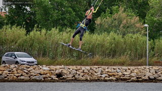Kiteri guštali u refulima ninske bure Kiteri guštali u refulima ninske bure