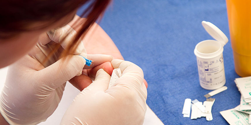 Subota na Narodnom trgu: šahovska simultanka i mjerenje šećera u krvi, foto: Leo Banić Subota na Narodnom trgu: šahovska simultanka i mjerenje šećera u krvi, foto: Leo Banić