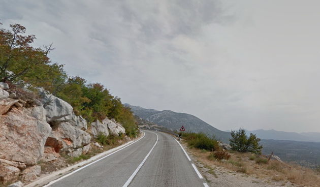 Državna cesta D27, Obrovac – Gračac