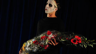 17. Zadarsko kazališno ljeto: Multimedijalni performans “Diva”, Edvin Liverić, foto: N. Marčev 17. Zadarsko kazališno ljeto: Multimedijalni performans “Diva”, Edvin Liverić, foto: N. Marčev