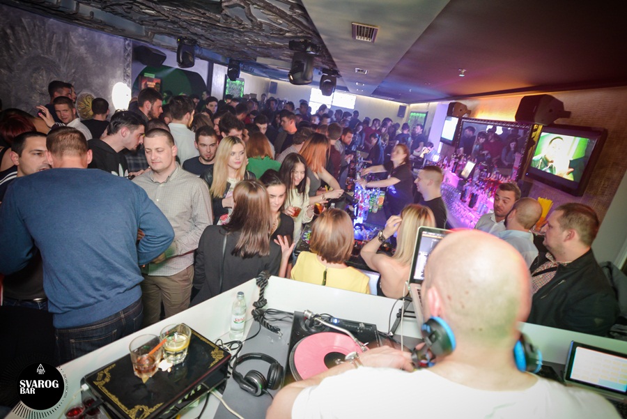 Subotnji party u Svarog baru