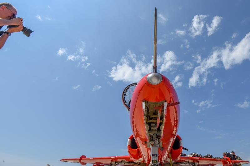 Akrobatska skupina “Red Arrows” Royal Air Forcea u posjeti Zračnoj bazi u Zemuniku Akrobatska skupina “Red Arrows” Royal Air Forcea u posjeti Zračnoj bazi u Zemuniku