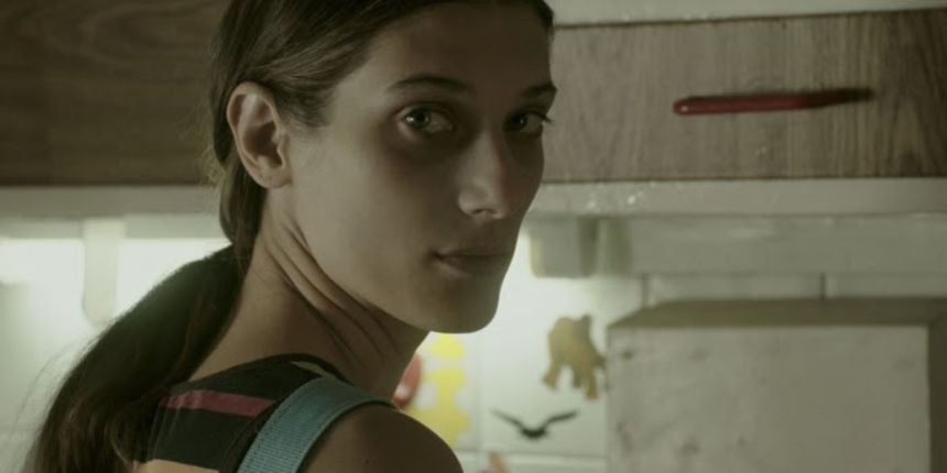 Mia Petričević, Ne gledaj mi u pijat Mia Petričević, Ne gledaj mi u pijat