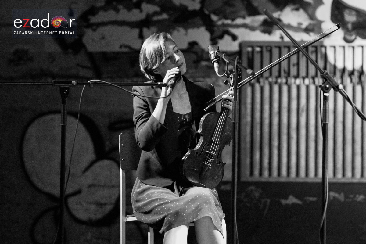 KvartArt 2018: Intimna večer u skate parku uz vrhunski koncert Miroslava Tadića i Yvette Holzwarth KvartArt 2018: Intimna večer u skate parku uz vrhunski koncert Miroslava Tadića i Yvette Holzwarth