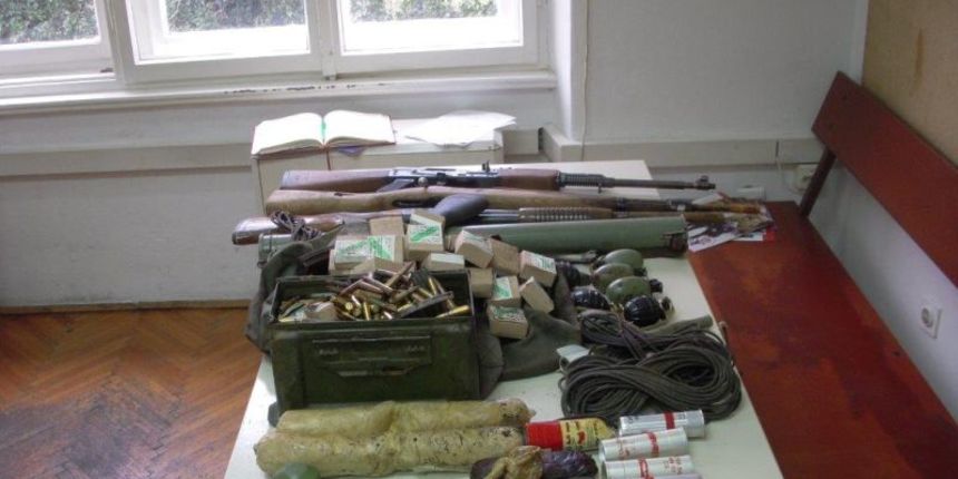 Zavidan arsenal oružja i minsko-eksplozivnih sredstava predan u Benkovcu