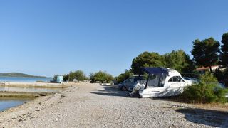 Pijan gliserom izletio na šibensku plažu Jadrija