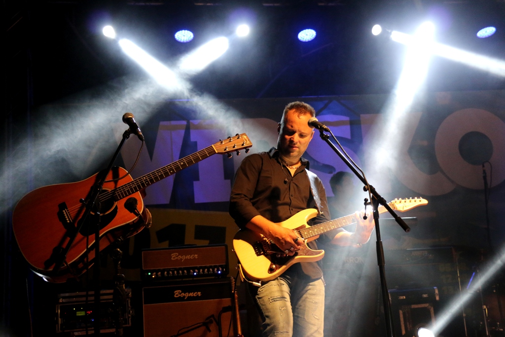 Tony Cetinski priredio spektakl za kraj Virskog ljeta