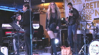 Virani 2016. godinu dočekali uz Lidiju Bačić, Leteći odred i spektakularan vatromet Virani 2016. godinu dočekali uz Lidiju Bačić, Leteći odred i spektakularan vatromet