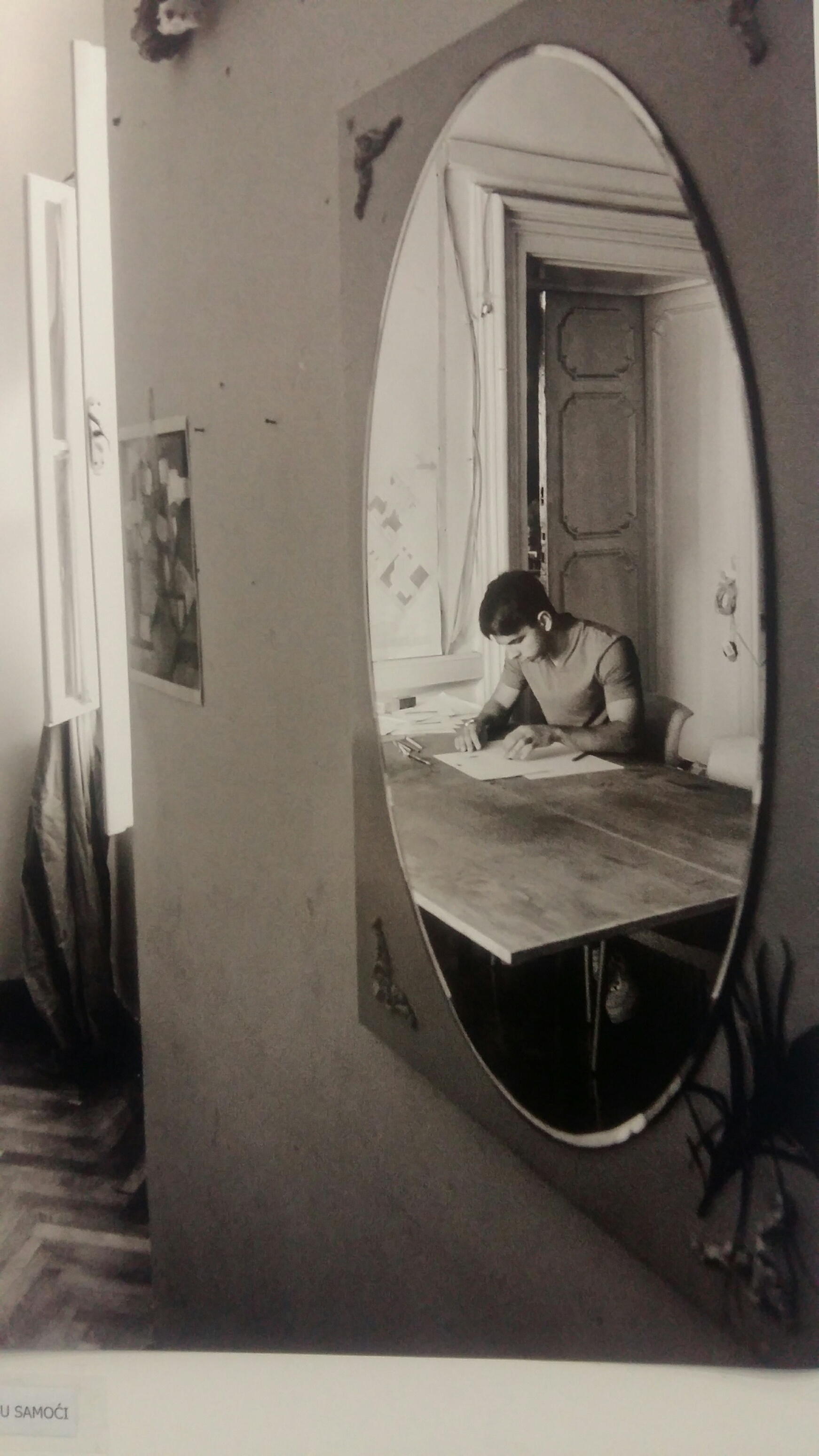 Izložba Jerolima Vulića: Zadrani ulovljeni u zanosu čitanja Izložba Jerolima Vulića: Zadrani ulovljeni u zanosu čitanja