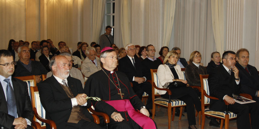 Dodijeljena nagrada “Andrija Buvina” i svečano zatvoreni 8. “Dani kršćanske kulture”