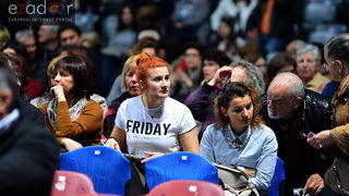 Mjuzikl Mamma Mia kazališta Komedija u dvorani Krešimir Ćosić