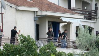 Sveti Filip i Jakov: Brutalna deložacija majke i sina Sveti Filip i Jakov: Brutalna deložacija majke i sina