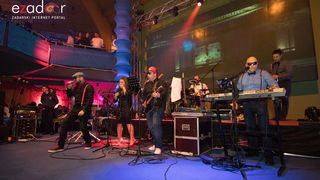 Ludnica u Saturnusu: Najbolji doček u svemiru i šire Ludnica u Saturnusu: Najbolji doček u svemiru i šire