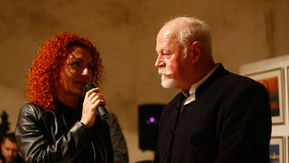 Izložba fotografija Ive Pervana i Mladena Radolovića Mrlje u crkvi SV.Donata Izložba fotografija Ive Pervana i Mladena Radolovića Mrlje u crkvi SV.Donata