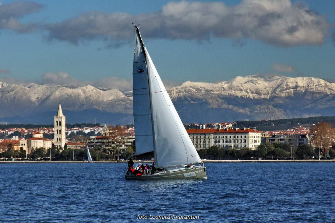 Božićna regata 2012, Foto: Leonard Kvarantan Božićna regata 2012, Foto: Leonard Kvarantan
