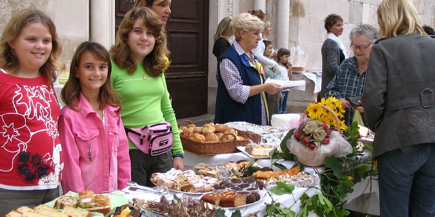 Image 1187325 (auto) Image 1187325 (auto)