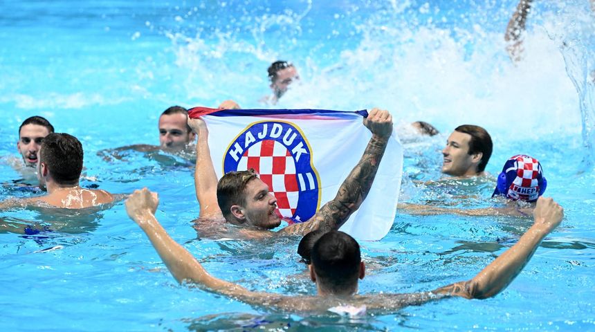 Hrvatska vaterpolska reprezentacija zasluženo na krovu Europe! Hrvatska vaterpolska reprezentacija zasluženo na krovu Europe!