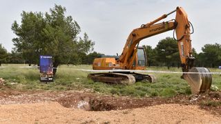 Biograd na Moru: Postavljen kamen temeljac za zabavni park Mirnovec. Foto: Dino Stanin/PIXSELL Biograd na Moru: Postavljen kamen temeljac za zabavni park Mirnovec. Foto: Dino Stanin/PIXSELL
