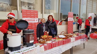 Turopoljsko srce srcu Zadra: Buševačke delicije i folklorni program na Forumu