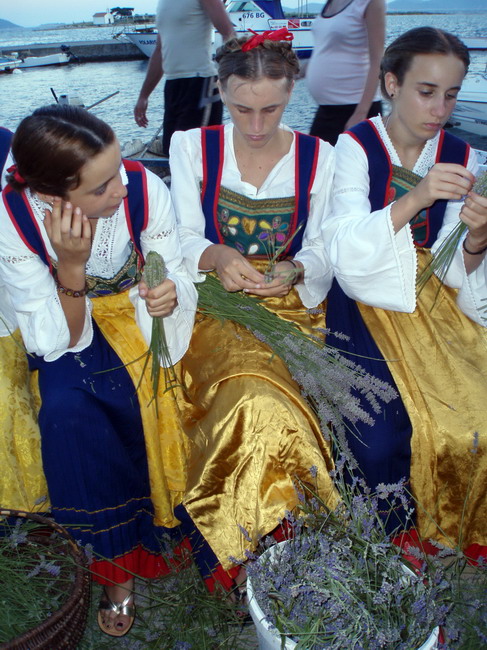 Materine uzance, Pakostabe 6.7.2008. Materine uzance, Pakostabe 6.7.2008.