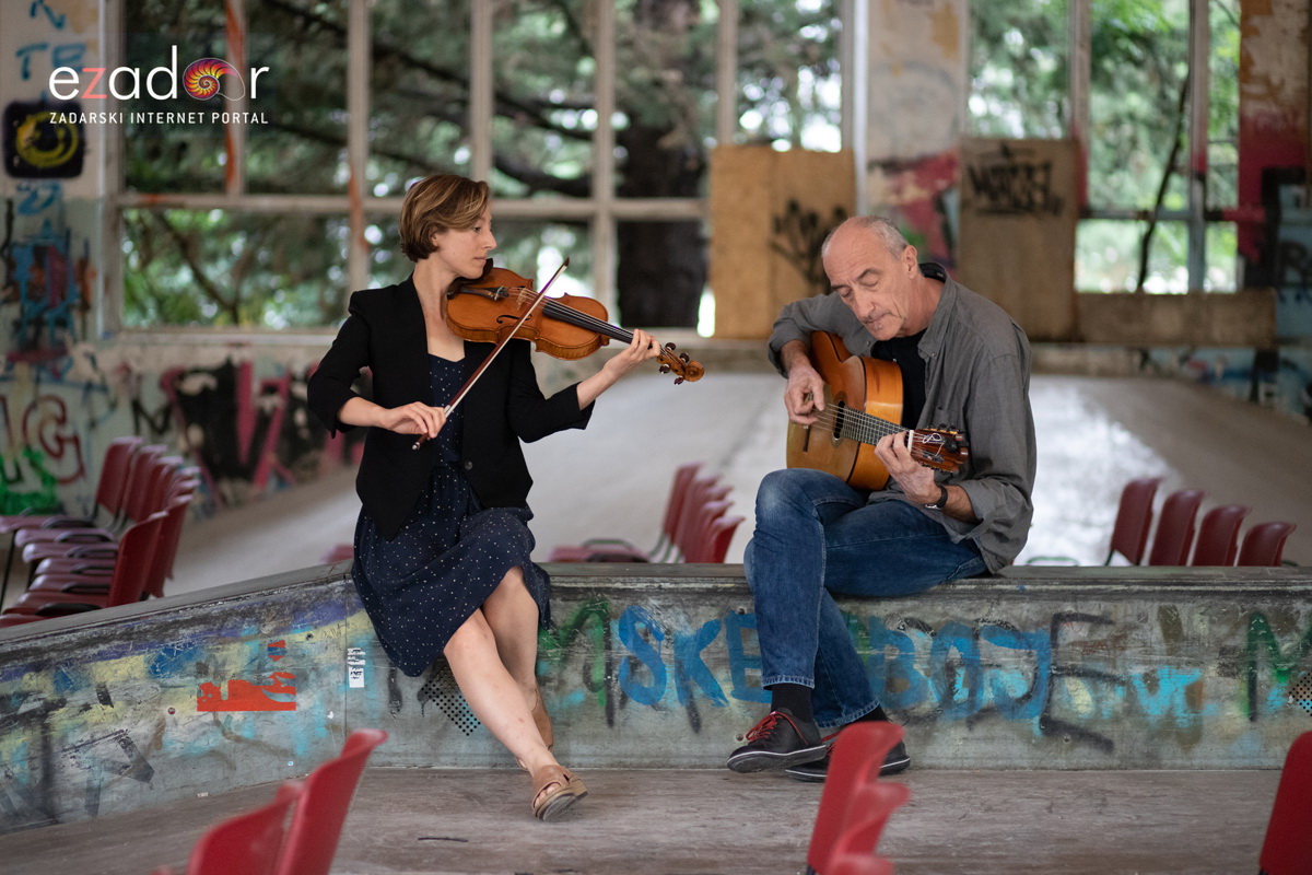 KvartArt 2018: Intimna večer u skate parku uz vrhunski koncert Miroslava Tadića i Yvette Holzwarth KvartArt 2018: Intimna večer u skate parku uz vrhunski koncert Miroslava Tadića i Yvette Holzwarth