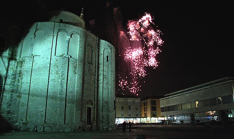 Novogodišnji vatromet u Zadru 2009. (foto: Marin Gospić)