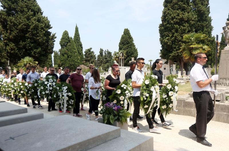 Na zadarskom Gradskom groblju na posljednji počinak ispraćena Sara Čirjak