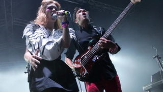 Zagreb, 210611.
RSC Jarun.
Otok hrvatske mladezi.
T-mobile INmusic festival.
Prvi dan tradicionalno najveceg glazbenog spektakla u Hrvatskoj koji se odrzava 21. i 22.06.
Na slici: grupa The Do.
Foto: Tomislav Kristo / CROPIX Zagreb, 210611.
RSC Jarun.
Otok hrvatske mladezi.
T-mobile INmusic festival.
Prvi dan tradicionalno najveceg glazbenog spektakla u Hrvatskoj koji se odrzava 21. i 22.06.
Na slici: grupa The Do.
Foto: Tomislav Kristo / CROPIX