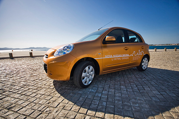 Image 943431 (auto) Image 943431 (auto)