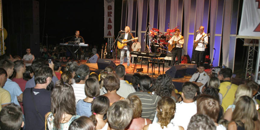 Image 1178777 (auto)