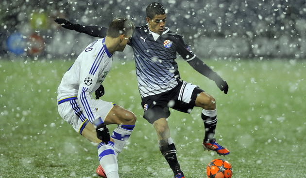 Zagreb, 041212.
Stadion GNK Dinamo, Maksimir.
Utakmica 6. kola A skupine Lige prvaka u Zagrebu izmedju nogometasa Dinama i Dynama iz Kijeva.
Na slici: Luis Ibanez.
Foto: Damir Krajac / CROPIX