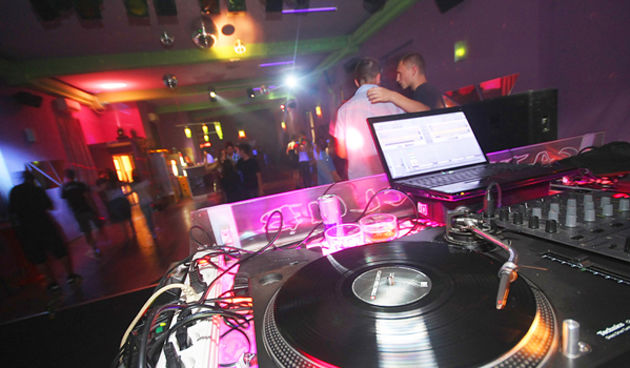 DJ Marcel Escobar u klubu Satir (Foto:Saša Čuka)