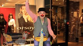 Image 685833 (auto) Image 685833 (auto)